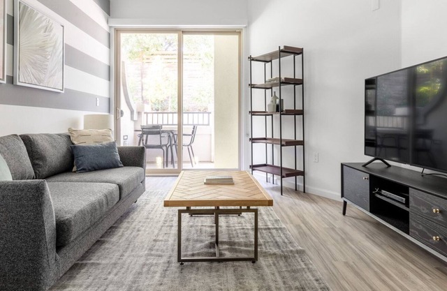 Hip Westchester 1BR w/ Gym, Pool, nr. Venice Beach, by Blueground