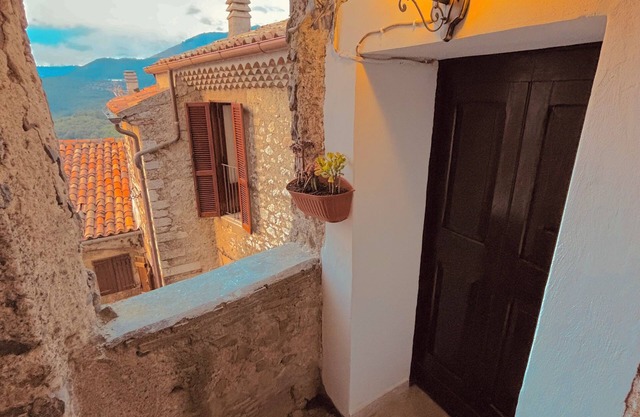Historic & Charm Home in Bassiano