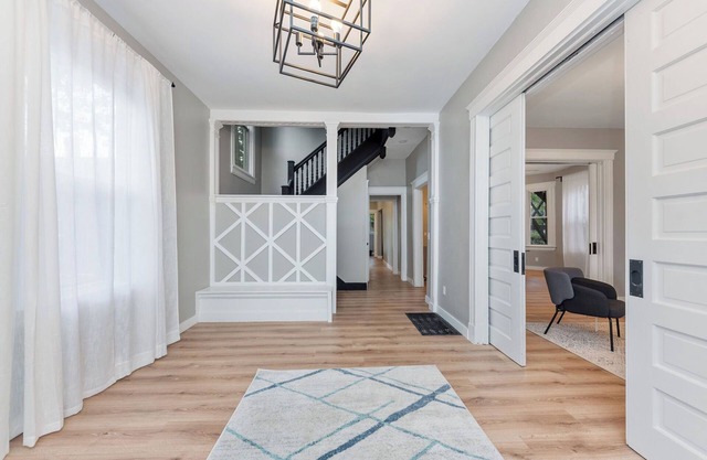 Historic Charm Meets Modern Comfort - 3BR Home in Mt. Auburn