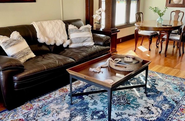 Historic Downtown Riverview Flat, No. 2
