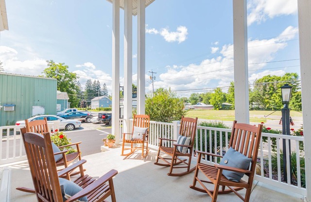 Historic Hotel Broadalbin