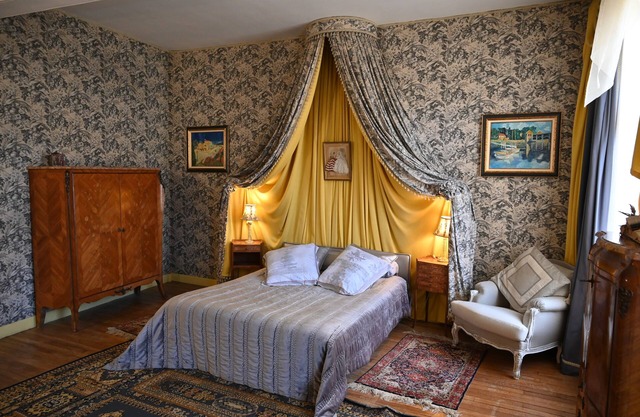Historic house in the land of Jean de La Fontaine ideal for friends or family