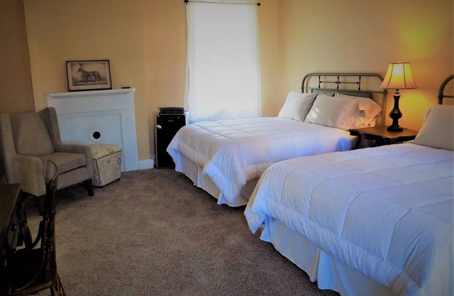 Historic Inn Circ 1790