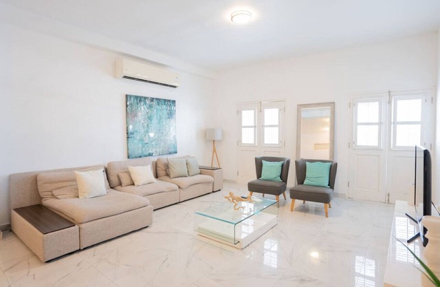 Historic Oasis Steps from Iconic Landmarks