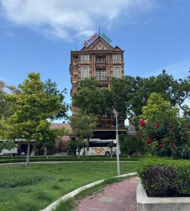 Ho Phong Hotel