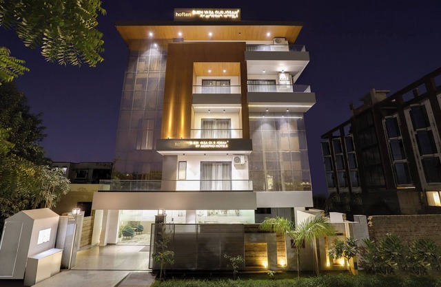 Hoften Sukh Vasa, Sector 51 Gurgaon