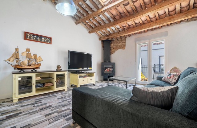 Holiday Home 'Ca La Rápita' with Balcony & Wi-Fi