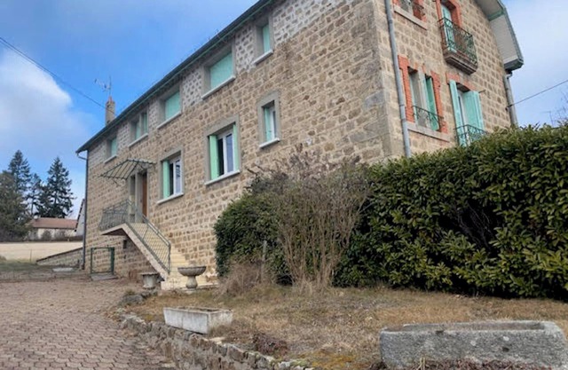 Holiday Apartment "Chez Patrice Et Marieline" with Mountain View, Shared Terrace & Wi-Fi