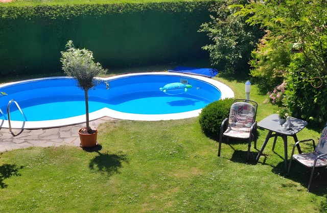 Holiday Apartment 'Uschi' with Pool, Shared Garden and Wi-Fi