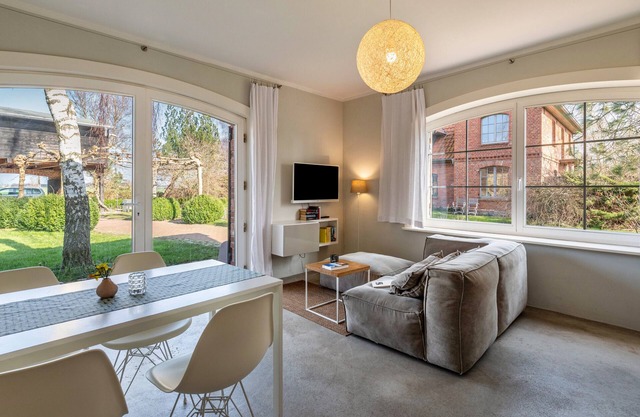 Holiday Apartment FÜNF at Hof Himmelgrün with Large Garden