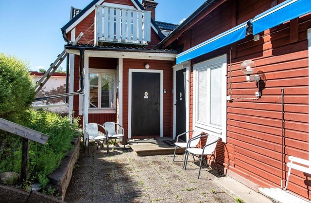 Holiday apartment in Vimmerby with cozy courtyard