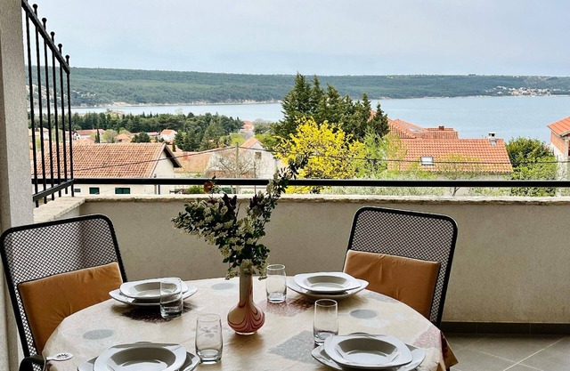 Holiday apartment Karin for 1 - 5 persons with 2 bedrooms - Holiday apartment in one or multi-family