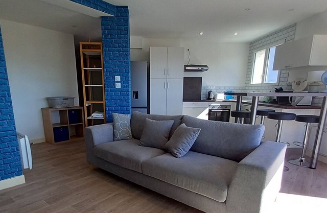 Holiday Apartment "L'Oasis" with Mountain View, Private Terrace & Wi-Fi