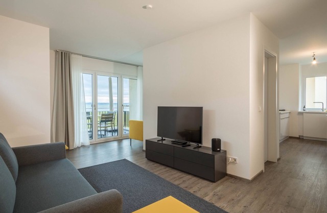 Holiday Apartment "Montfort" Directly by Lake Constance with Lake and Mountain View