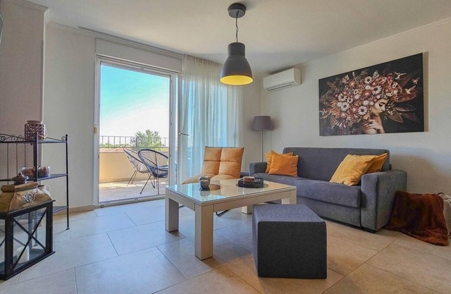 Holiday apartment Novigrad for 1 - 4 persons with 2 bedrooms - Holiday apartment