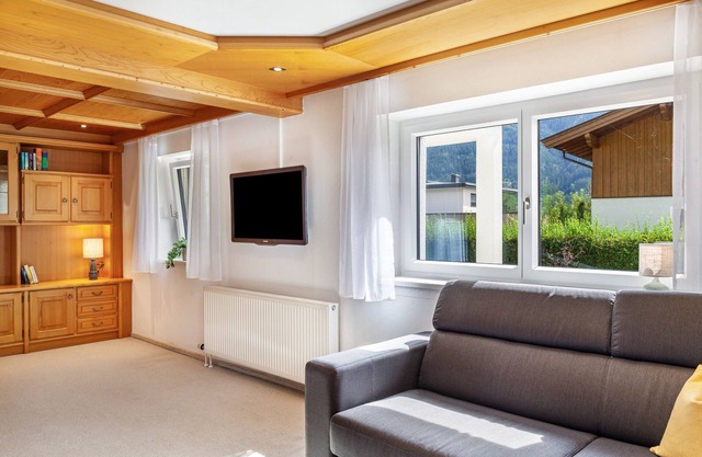 Holiday Apartment "Pfeffer" with Mountain View and Wi-Fi