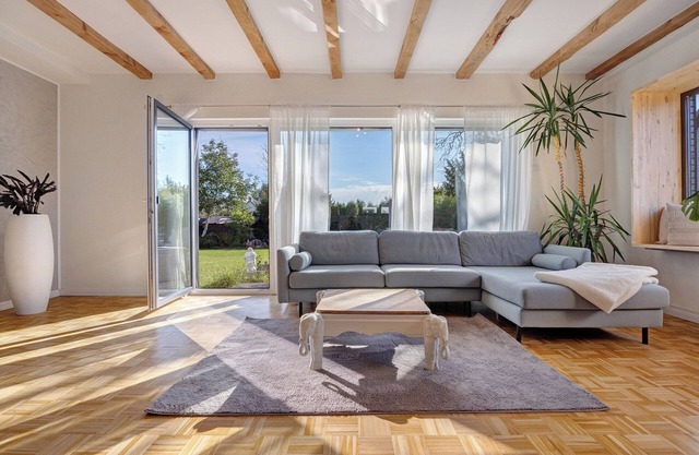 Holiday Apartment "Villa Kokorey" with Private Terrace, Shared Garden & Wi-Fi