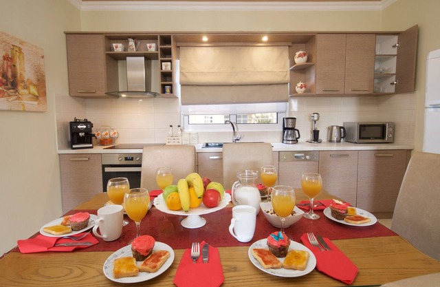 Holiday apartment with a big garden - "Madalenas"- Ideal for family