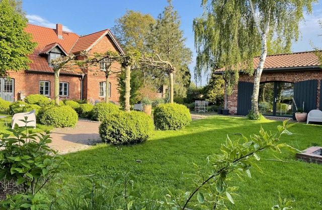 Holiday Apartment ZWEI at Hof Himmelgrün with Large Garden