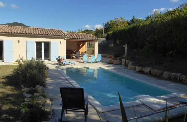 Holiday bungalow with private swimming pool in authentic village.