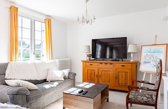 Holiday Home 'La Parenthèse Enchantée' with Private Terrace, Private Garden and Wi-Fi
