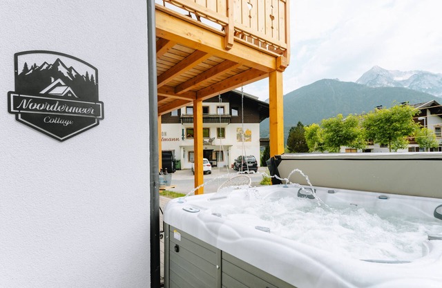 Holiday home 'Bubbelen Aan De Piste' with mountain view, terrace, jacuzzi and WiFi