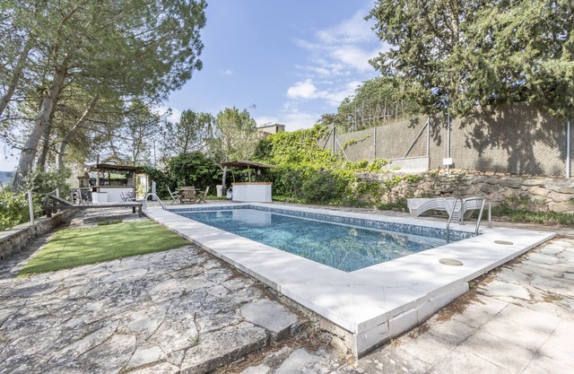 Holiday Home 'Can Favo' with Mountain View, Private Pool and Air Conditioning