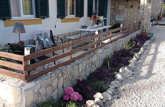 Holiday Home 'Casa 2' with Shared Pool, Wi-Fi and Air Conditioning