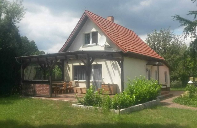 Holiday home "Unterm Apfelbaum"/boat tour/bike tours, everything is possible/140 € per night