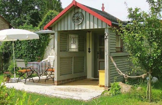 Holiday Home 'Charlottes Landlust' with Private Terrace, Private Garden
