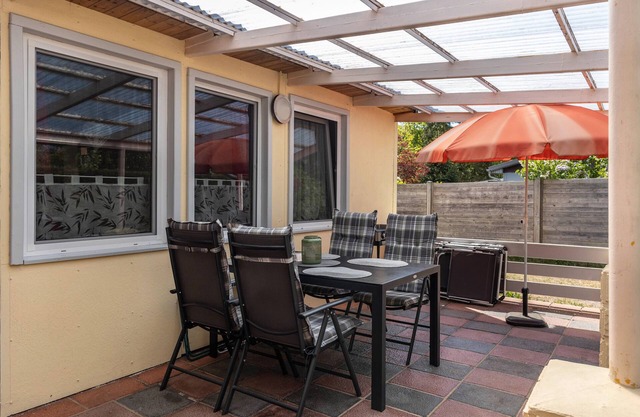Holiday Home 'Ferienhaus Saturn' with Private Terrace, Private Garden and Wi-Fi