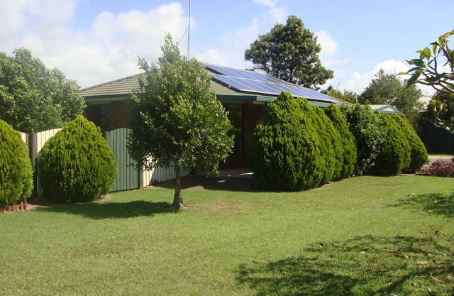 Holiday Home - easy Walk to Beach, Park, 10 min drive to Bargara, Mon Repos