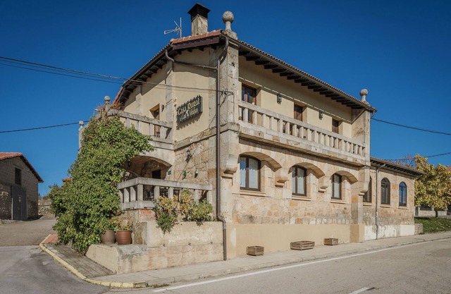 Holiday Home 'Casa Rural Del Médico' with Mountain View, Private Terrace and Wi-Fi