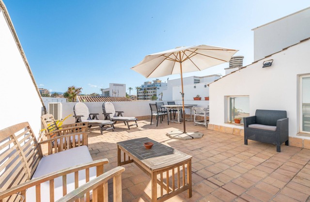 Holiday Home "Can Marineta" in the Port of Portixol in Palma With Solarium
