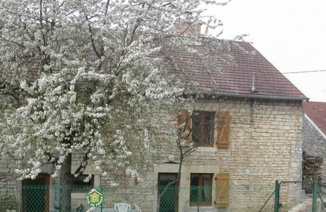 Holiday home for 6 guests with 150m² in Brotte-lès-Ray (181078)