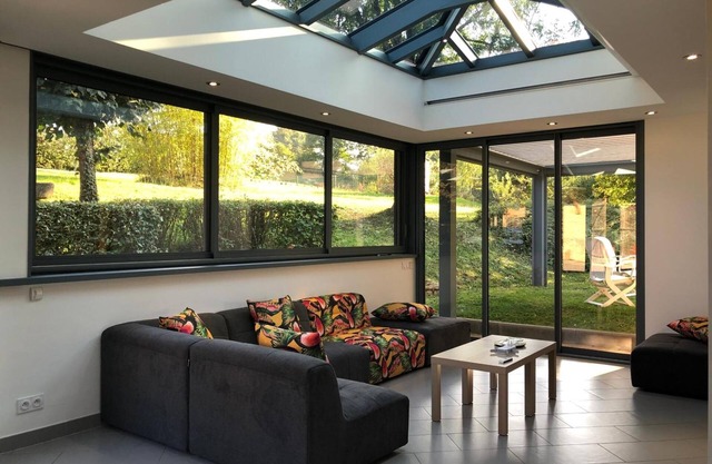 Holiday Home 'Havre De Paix Et De Verdure' with Private Terrace, Private Garden and Wi-Fi