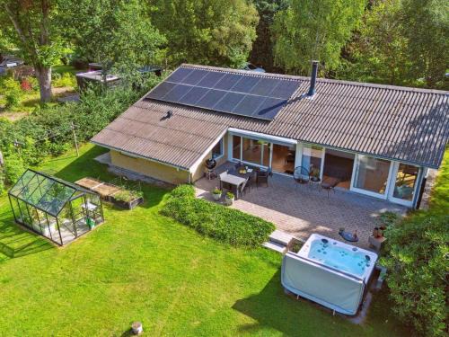 Holiday Home Hjalmine - 1-4km from the sea by Interhome