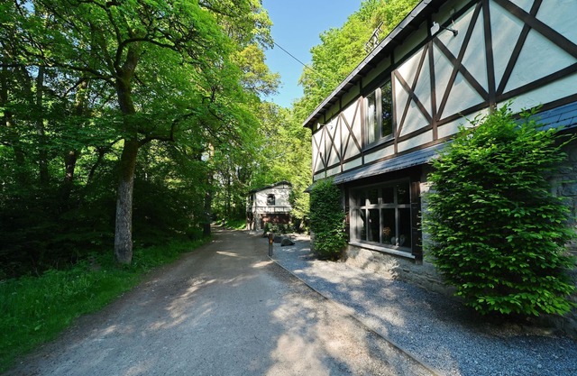 Holiday Home in Ardennes with Private Wellness