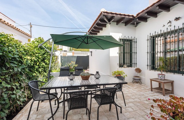 Holiday Home 'La Busa' with Private Terrace, Wi-Fi and Air Conditioning