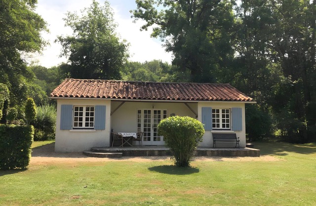 Holiday Home 'Le Lavoir' with Shared Pool, Private Terrace and Shared Garden