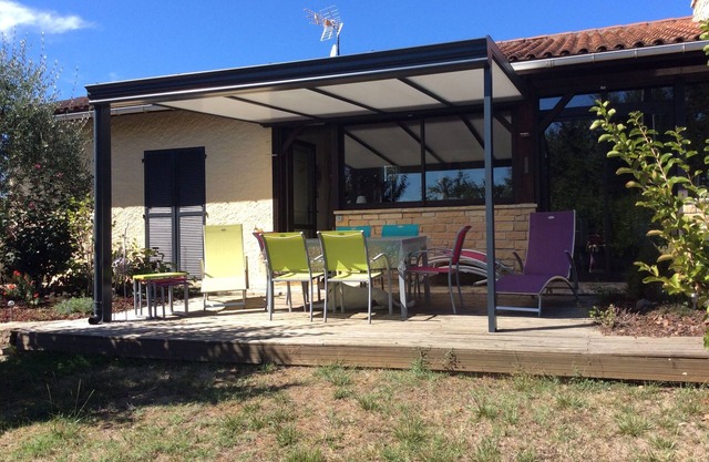 Holiday Home 'Maison Monsempron - Libos' with private Pool, Wi-Fi and Air Conditioning