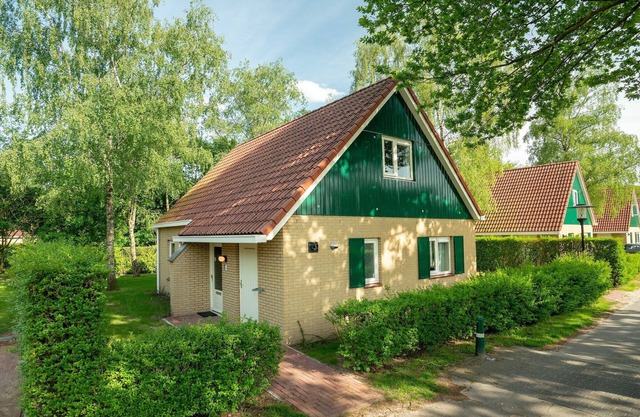 Holiday home with dishwasher, 18 km. from Tilburg