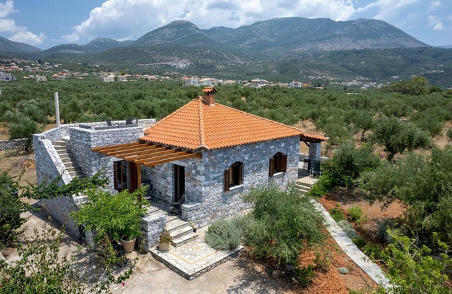 Holiday home only 100m from the sea, close to Pantazi sandy beach, Peloponnese