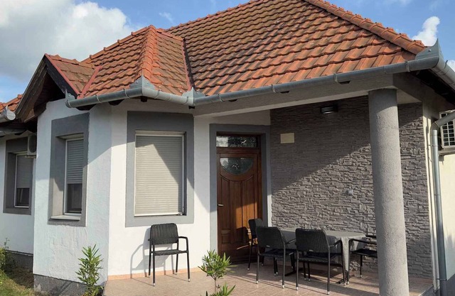 Holiday home only 300 m from the beach
