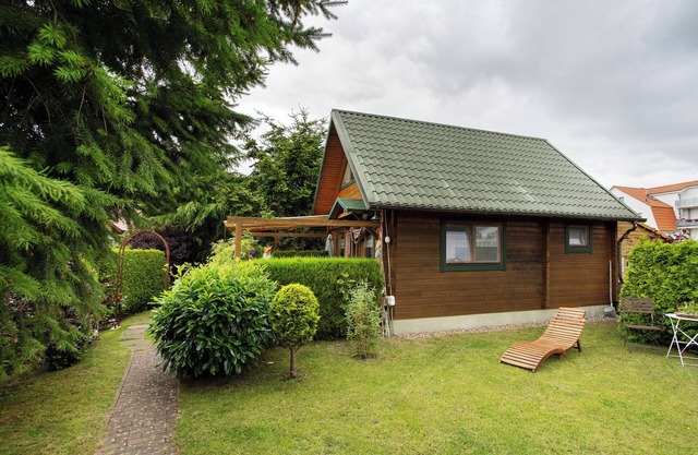 Holiday Home 'Oskar' with Private Terrace and Wi-Fi