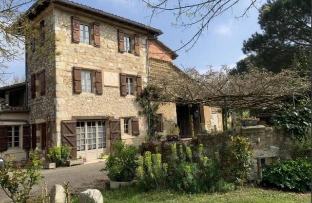 Holiday Home 'Pey Sud' with Mountain View, Private Terrace and Wi-Fi