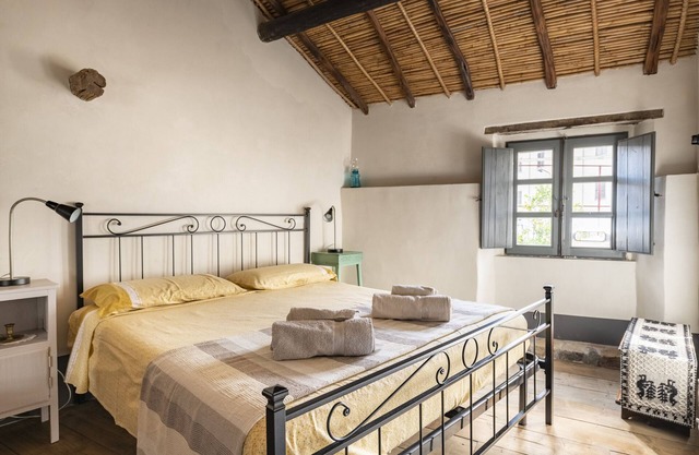 Holiday Home "Un Gioiello in Centro Storico" with Private Garden & Wi-Fi