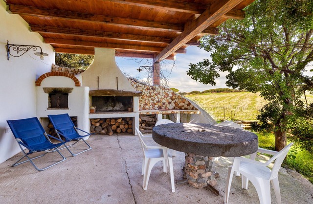 Holiday Home 'Villa Due Archi' with Sea View, Private Terrace and Private Garden