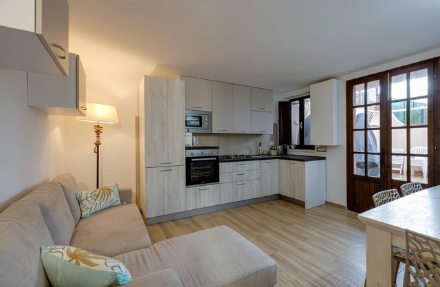 Holiday Home 'Villa Stefania' close to the Beach with Garden & Wi-Fi