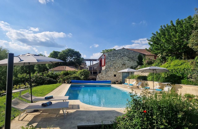 Holiday home with garden and swimming pool